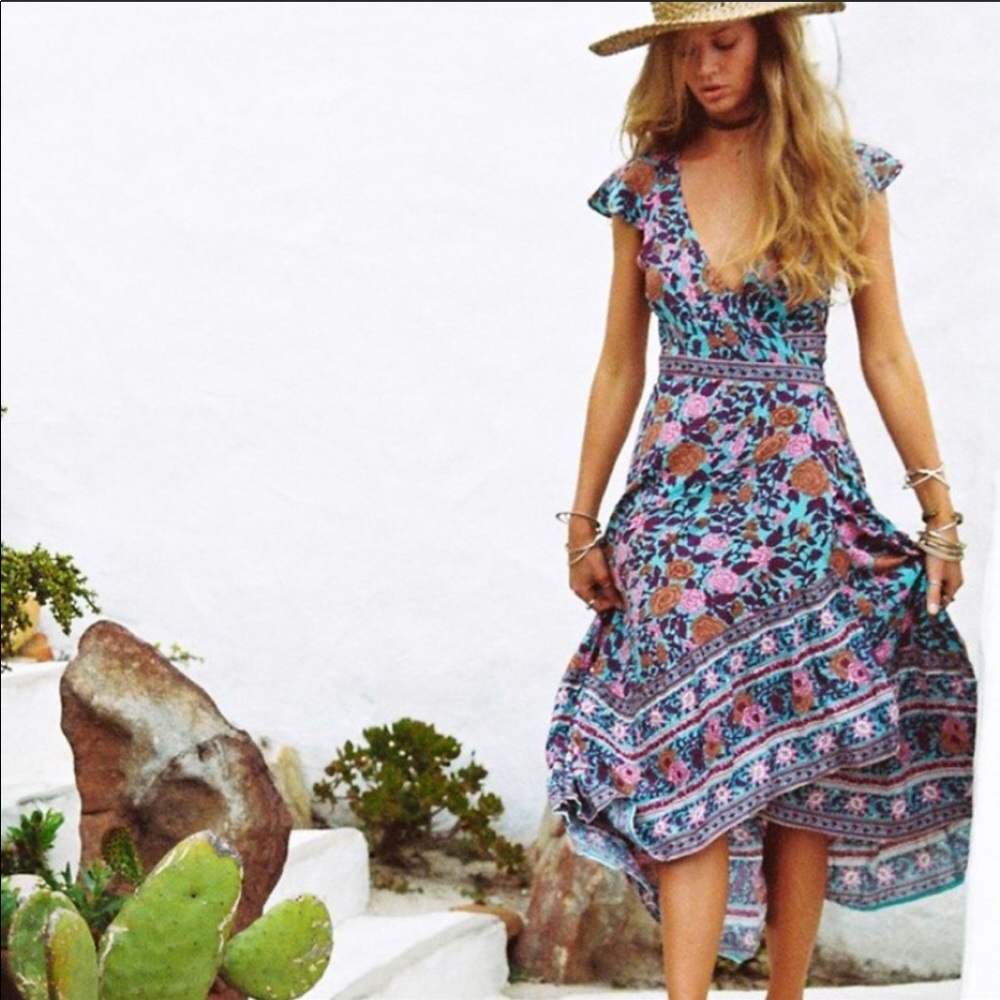 **SOLD** Arnhem Spanish Rose wrap dress 8 - Picture 1 of 6